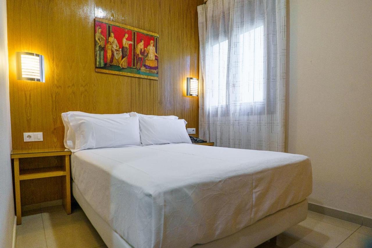 Hostal Acueducto Los Milagros Merida Bagian luar foto