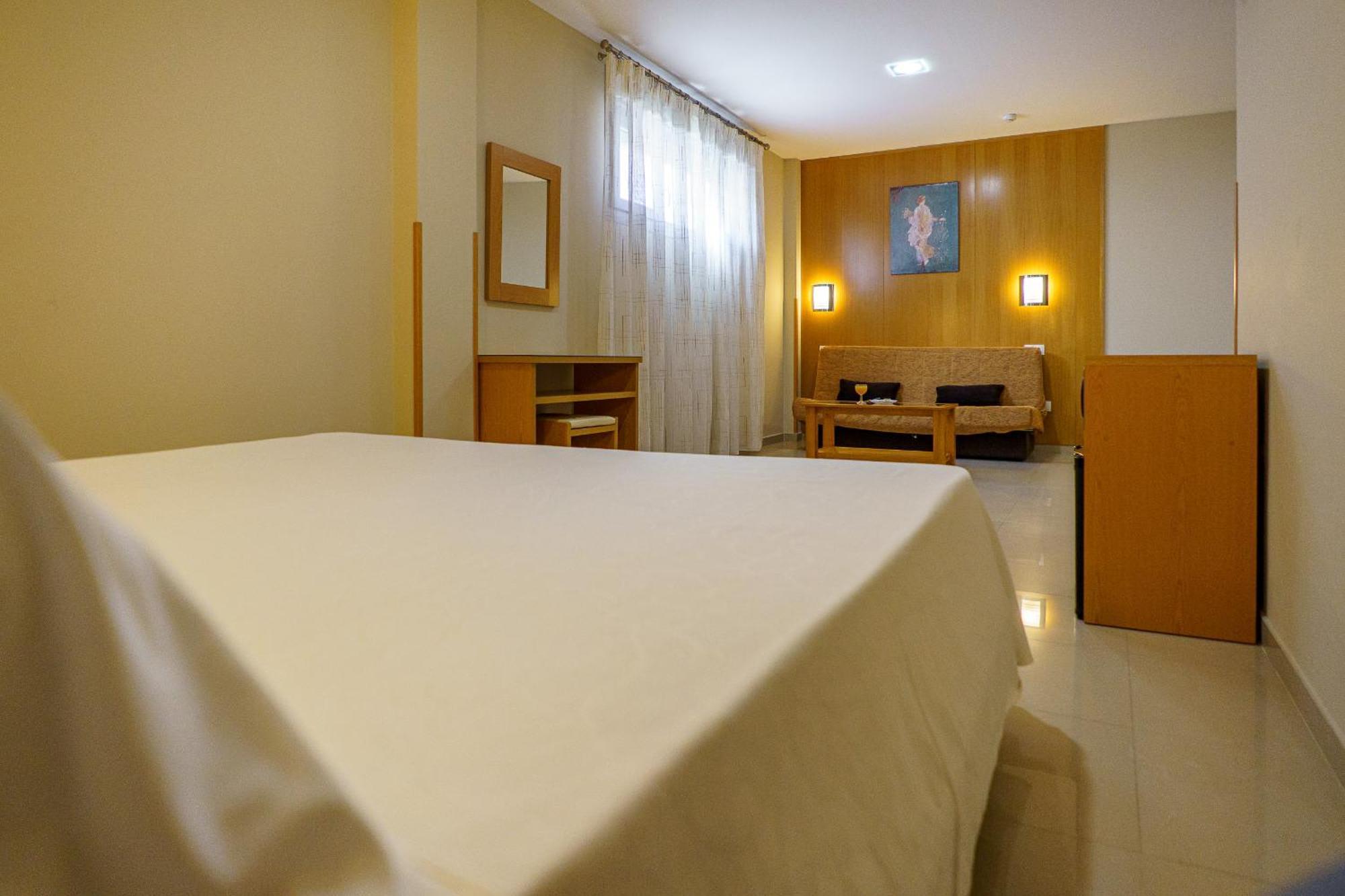 Hostal Acueducto Los Milagros Merida Bagian luar foto